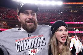 Taylor Swift engaged to Travis Kelce