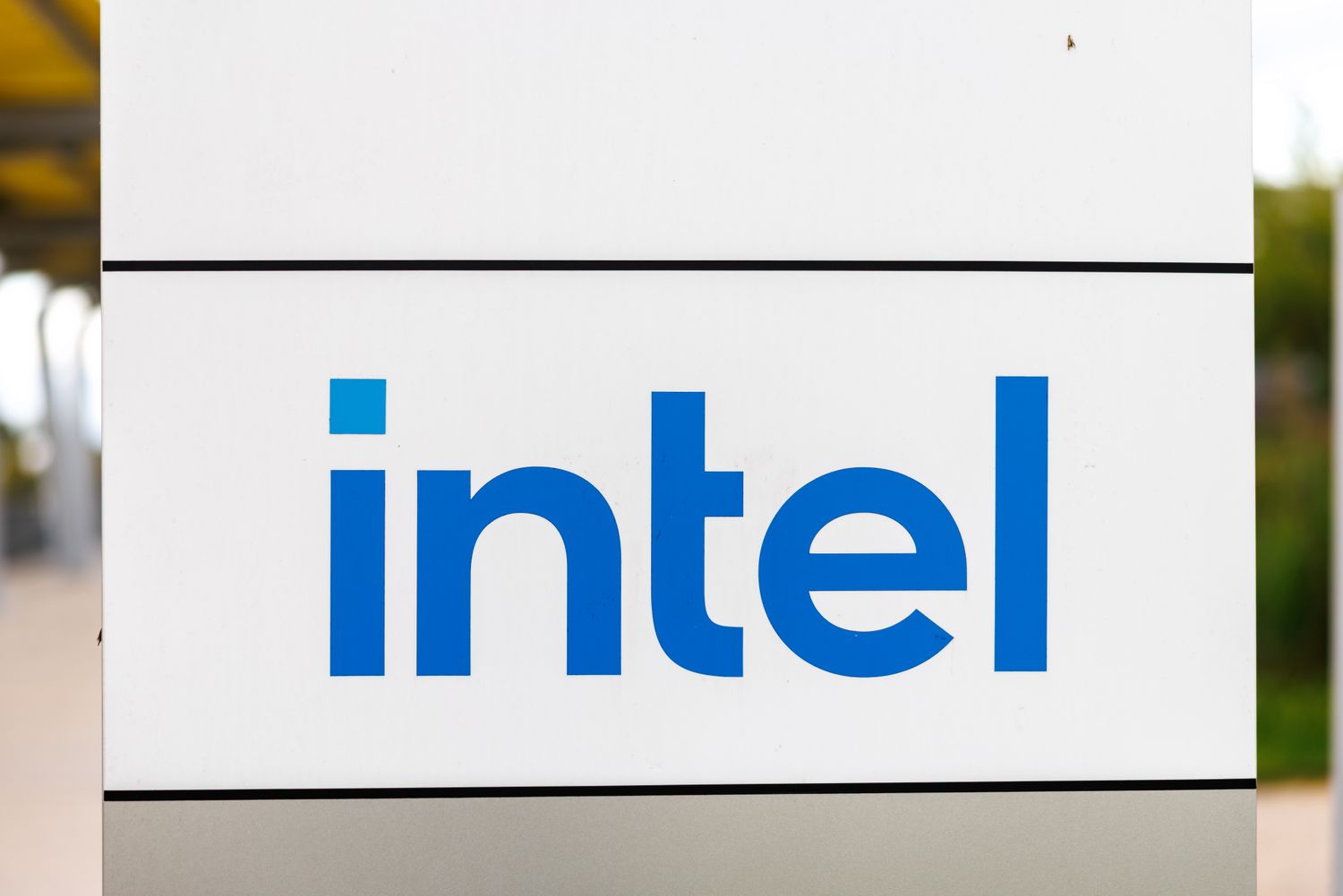 Rise in Price of Intel Shares