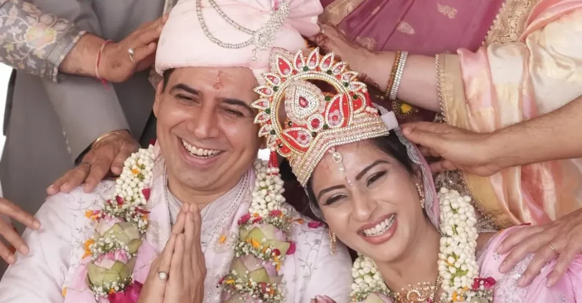 Ashlesha Savant and Sandeep Baswana Tie Knot