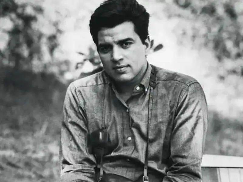 Bollywood Legend Dharmendra Dies At 89