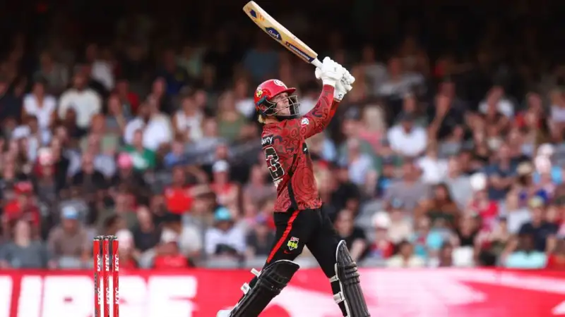 Renegades beat Brisbane Heat by 14 runs