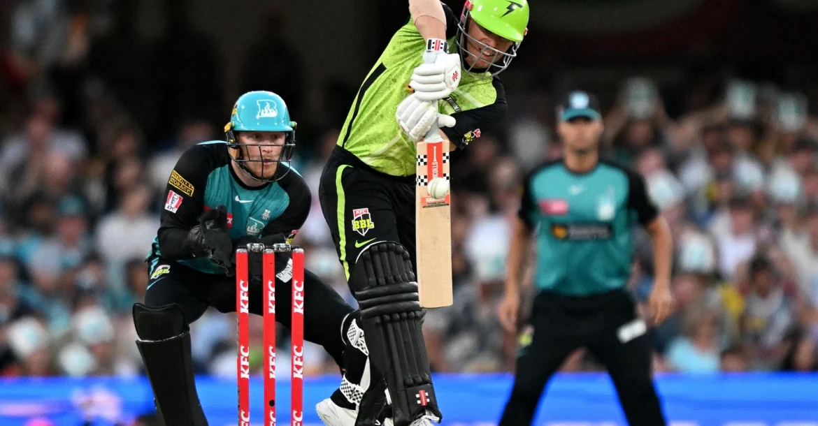 Sydney Thunder beat Brisbane Heat