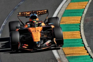 Oscar Piastri Delights Home Crowd by Topping Australian Grand Prix FP2